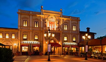 Via Napoli Ristorante e Pizzeria The courtyard and entrance to Via Napoli Ristorante e Pizzeria in the Italy Pavilion at Epcot