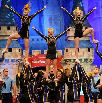 National High School Cheerleading Championship (UCA) National High School Cheerleading Championship (UCA)