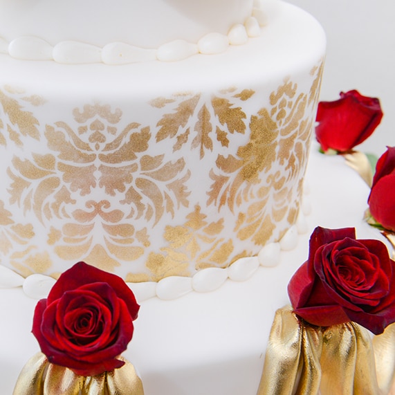 Wedding Cake Wednesday Beauty And The Beast Roses Disney Weddings Wedding Cake Wednesday Beauty And The Beast Roses