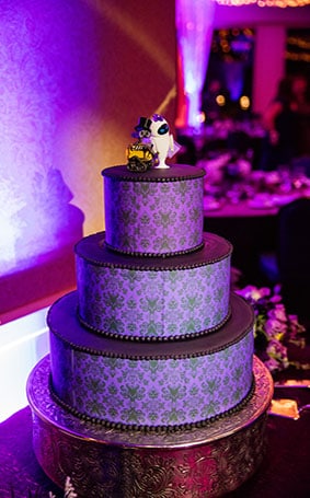  Wedding  Cake  Wednesday Haunted  Mansion  Halloween Disney 
