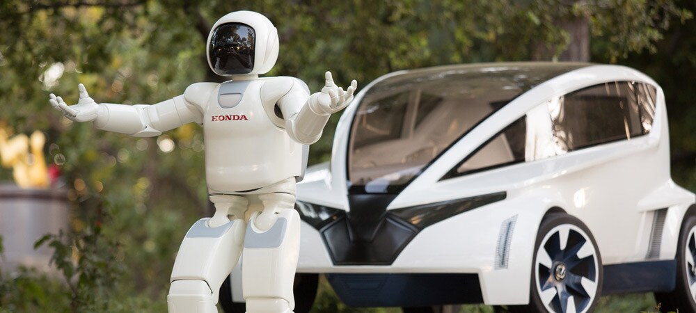 honda-robot-open-arms-car_primary15.jpg