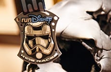 runDisney Kids Races medallion for Star Wars Half Marathon – The Dark Side race weekend.