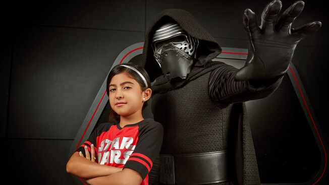 Disney Visa Cardmember Star Wars Character Experience Walt Disney World Resort