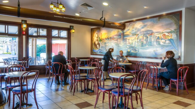 Ghirardelli Soda Fountain Chocolate Shop At Disney Springs