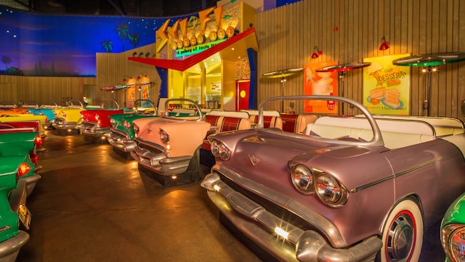 Restaurantes Disney: Sci-Fi Dine-in en Hollywood Studios - Funters Food