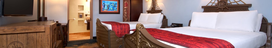 Room Rates At Disney S Caribbean Beach Resort Walt World A Pirate Themed Story Room Featuring Ship Shaped Beds At Disney S Caribbean Beach Resort